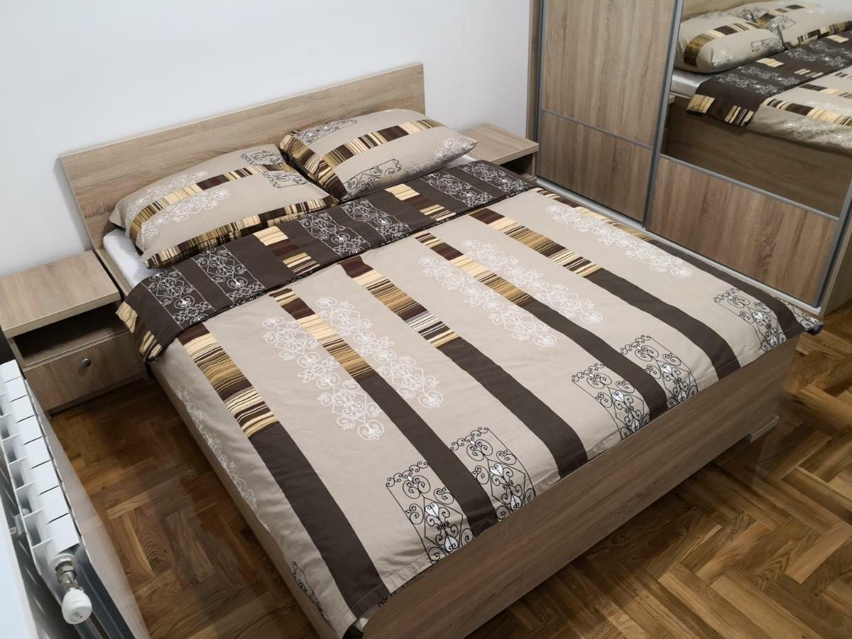 Lukavica Apartman Gaga מראה חיצוני תמונה