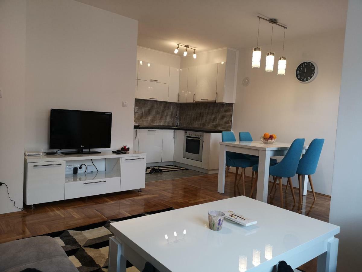 Lukavica Apartman Gaga מראה חיצוני תמונה