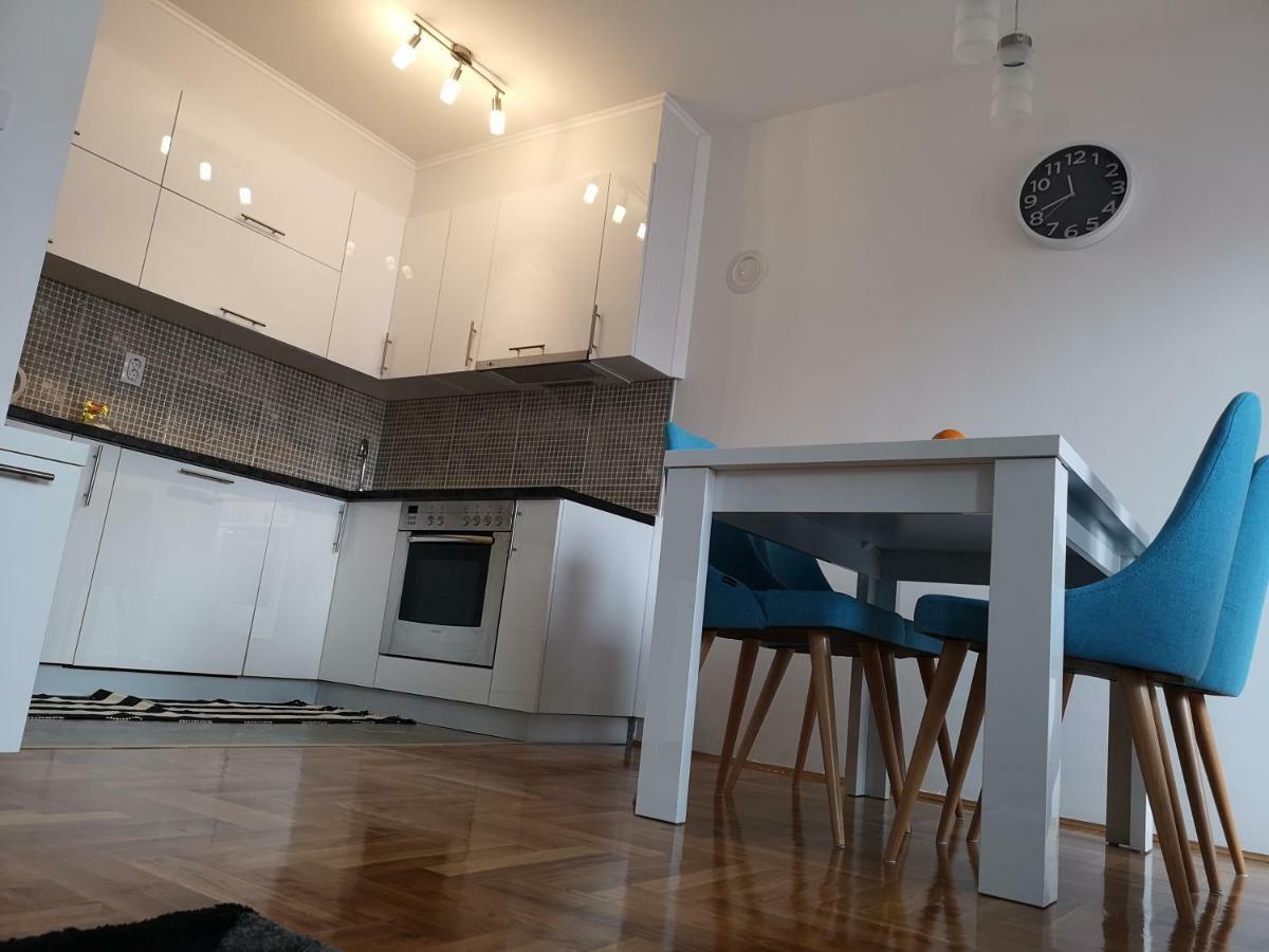 Lukavica Apartman Gaga מראה חיצוני תמונה